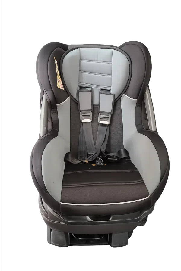 Siège auto enfant moderne 9-18 kg VTC Paris avec harnais 5 points — groupe 1 famille