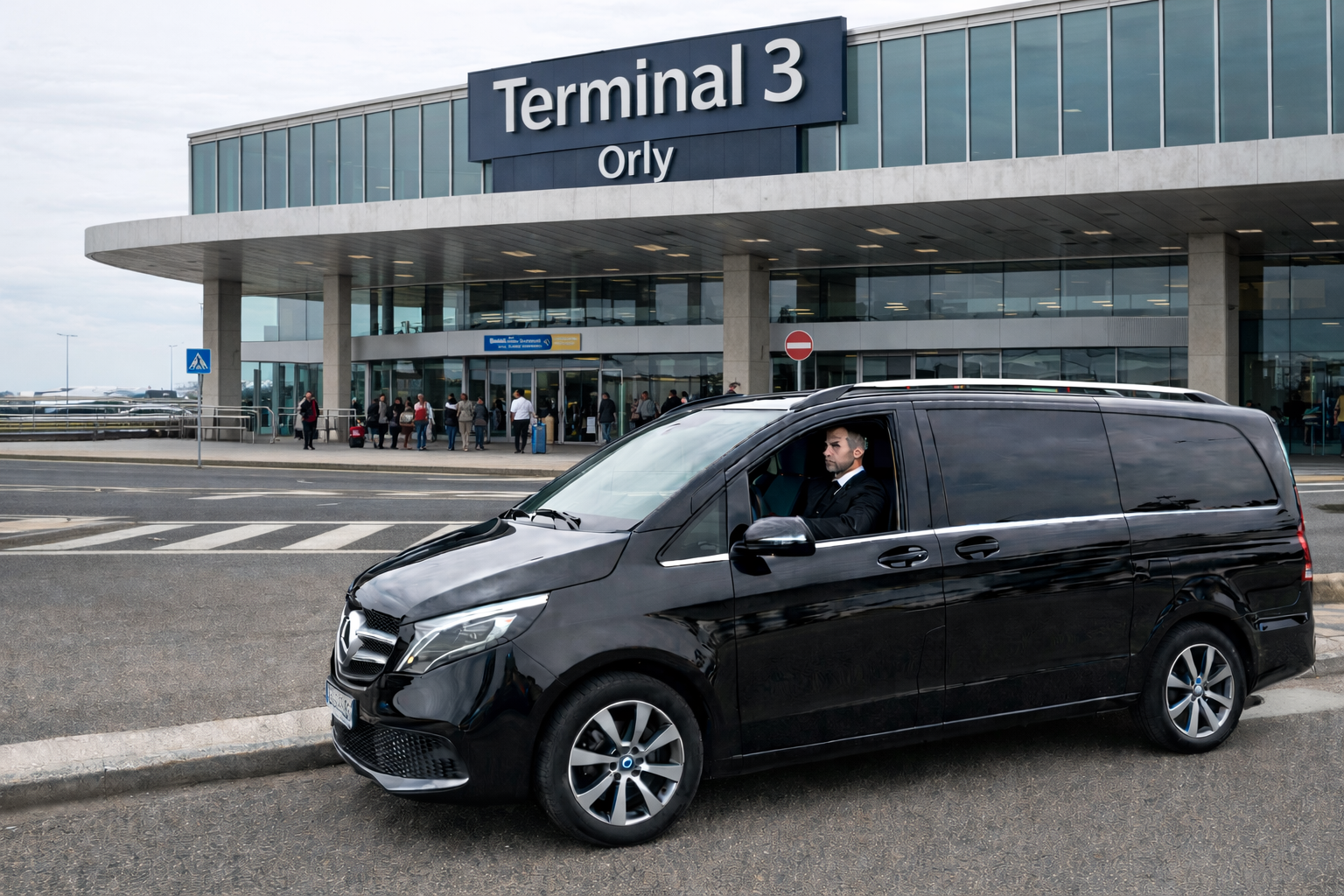 VTC devant Terminal 3 Orly — low-cost EasyJet Vueling Transavia Wizz Air